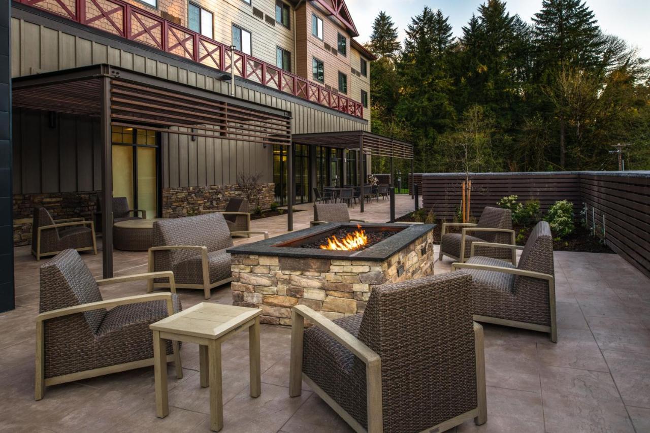 Courtyard By Marriott Olympia Hotel Buitenkant foto